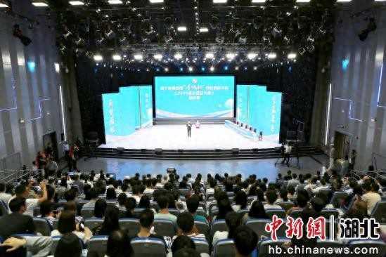 湖北咸宁返乡创业热潮澎湃 3年2万游子归乡办实业