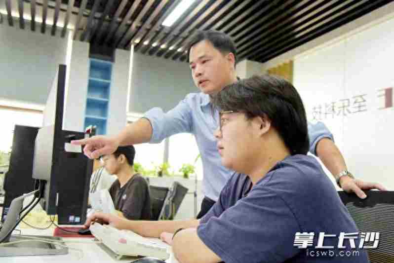 离开京城，北大学子选择长沙“中关村”创业｜来长沙 创未来