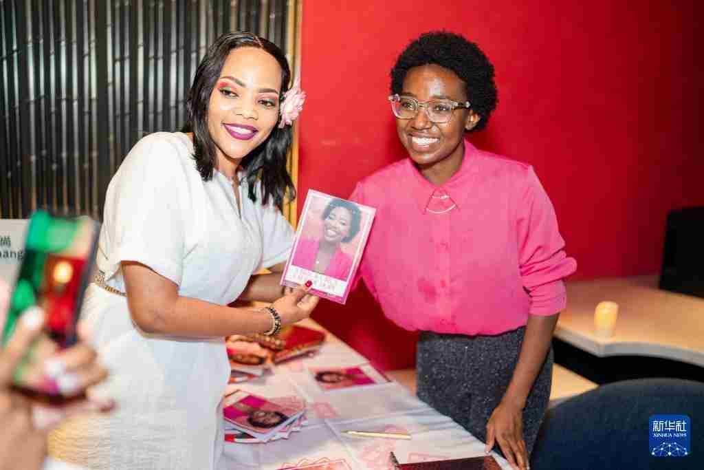 “创业像攀登，需要不懈努力”——“斜杠”女青年把在中国所学带回纳米比亚