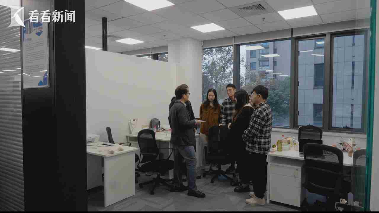 复旦青年科创园+1 “过个马路”就能创业