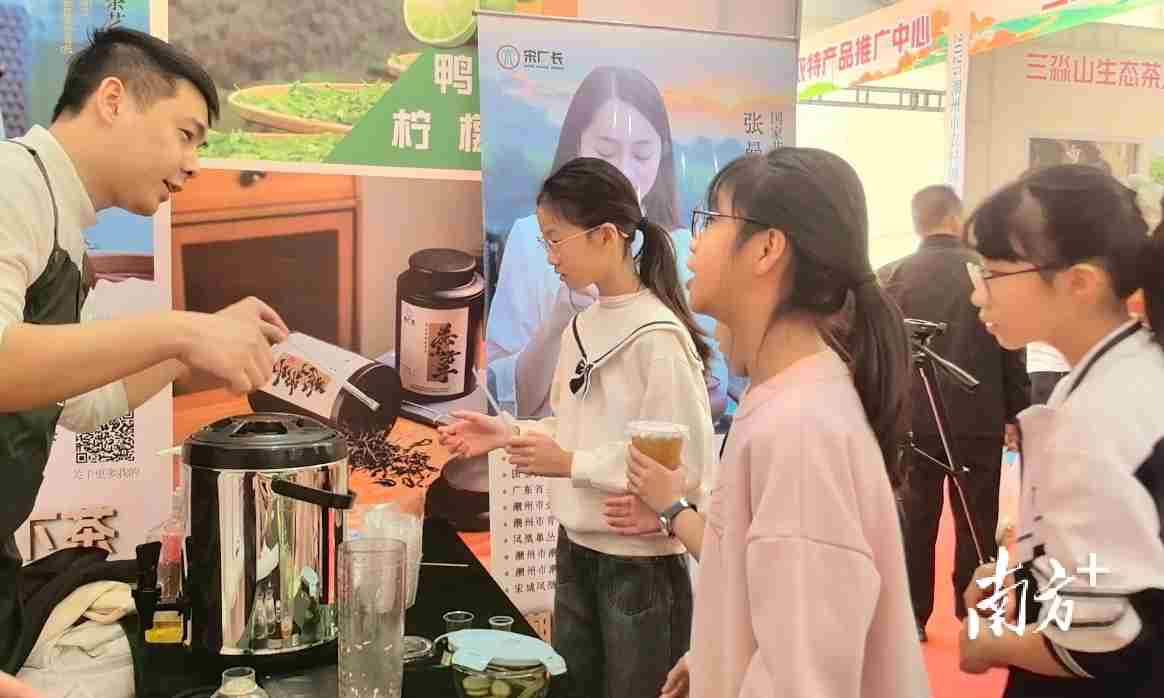 潮州青年创业特色集市，藏着哪些创业“金点子”？