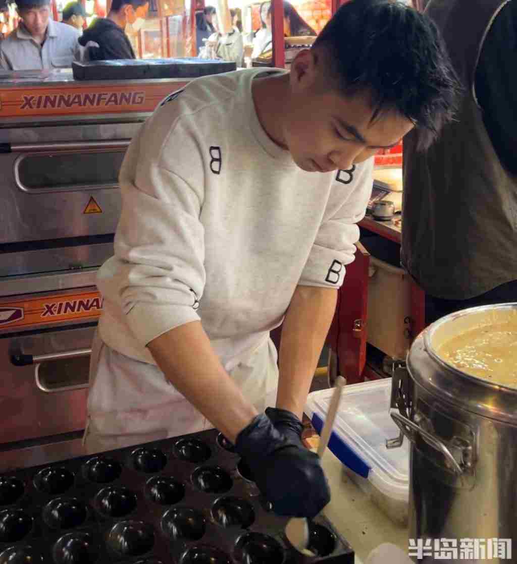 留学归来，夜市摆摊！枣糕帅哥的“创业记”，从迷茫到日入四位数